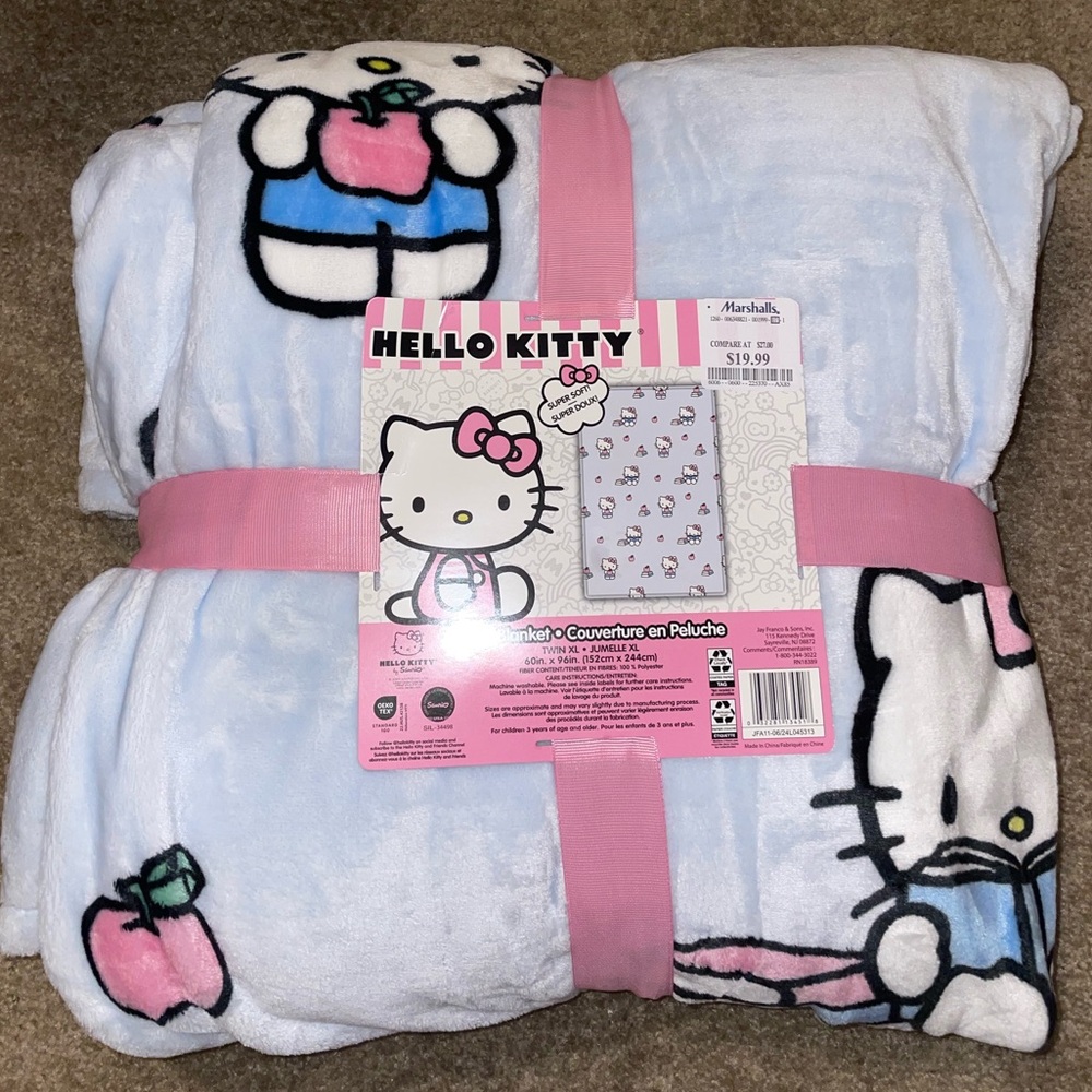 Hello Kitty Blanket